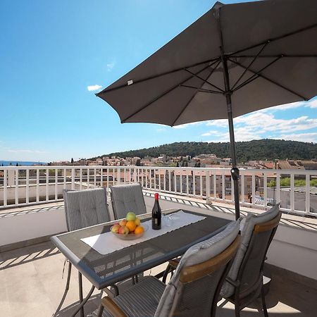Comfortable Apartment Σπλιτ Εξωτερικό φωτογραφία
